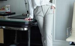 雪白人妻的娇喘声